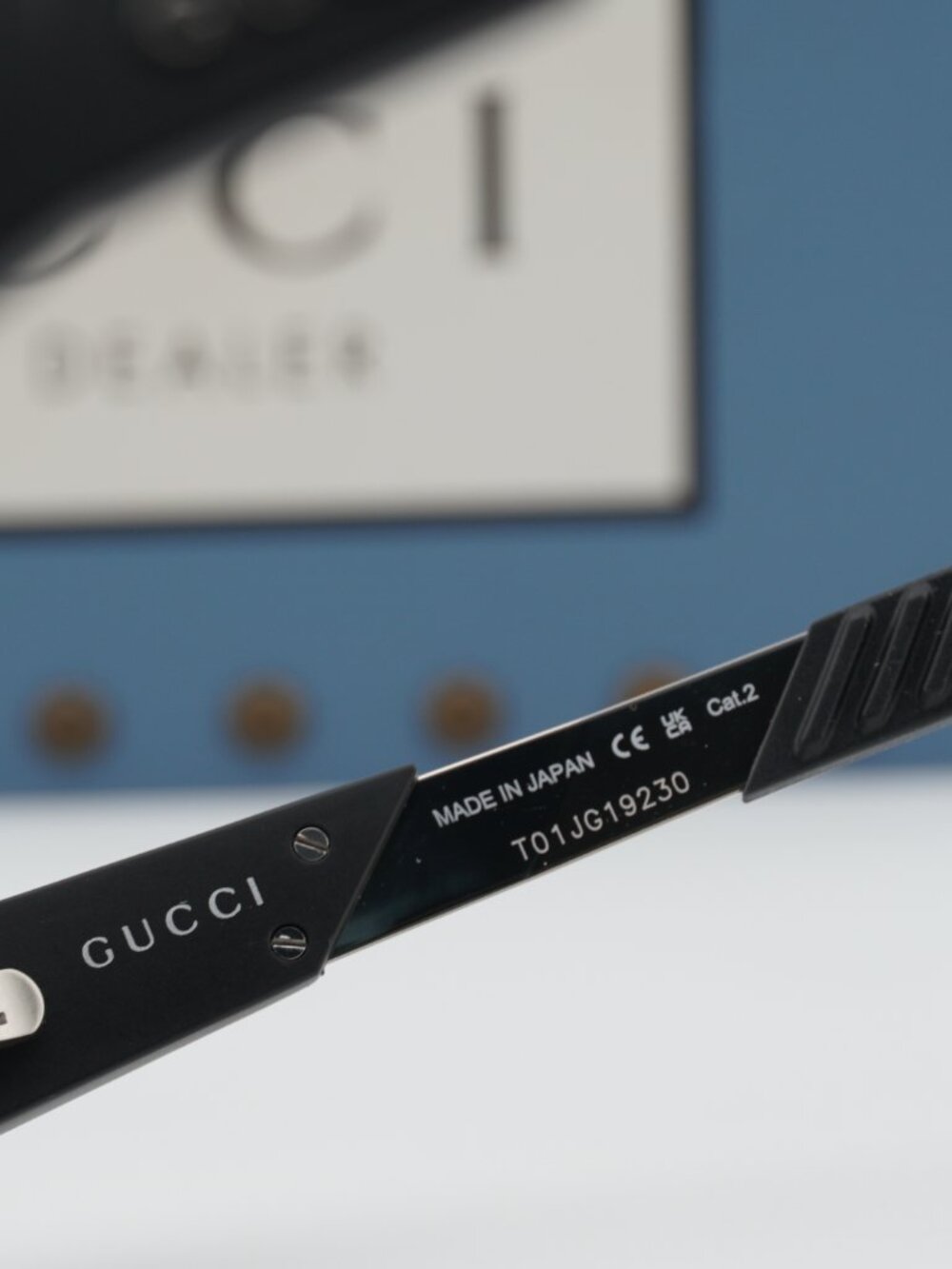 Gucci GG2017S 001 Sunglasses Black Shield Frame, Yellow Mirror Lenses - Picture 5 of 10